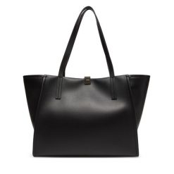 Torebka Calvin Klein. Czarne torebki shopper damskie Calvin Klein, bez wzorów, bez dodatków. Za 599.99 zł.
