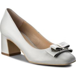 Półbuty SOLO FEMME - 52306-31-G16/000-04-00 Jasny Szary. Szare półbuty damskie Solo Femme, ze skóry. W wyprzedaży za 239.00 zł.