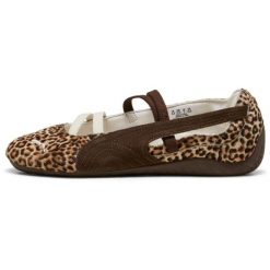 Baleriny damskie Puma Speedcat Ballet. Białe baleriny damskie Puma, bez wzorów, z materiału, sportowe, bez obcasa. Za 252.80 zł.