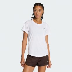 Koszulka Workout Essentials Scoop Neck. Białe koszulki sportowe damskie Adidas, bez wzorów, bez kołnierzyka, bez ramiączek, na fitness i siłownię, climacool (adidas). Za 109.00 zł.