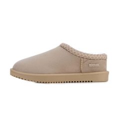 Wodoodporne klapki damskie Risley. Brązowe klapki damskie Regatta, bez wzorów, bez obcasa. Za 169.99 zł.