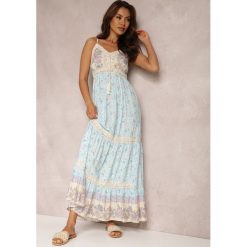 Jasnoniebieska Sukienka Fjorrit. Niebieskie sukienki damskie Renee, na imprezę, l, bez wzorów, z koronki, boho, bez kołnierzyka, bez ramiączek, maxi, rozkloszowane. Za 84.99 zł.
