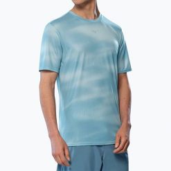 Koszulka do biegania męska Mizuno Core Graphic Tee. Niebieskie koszulki sportowe męskie Mizuno, l, bez wzorów, z materiału, bez kołnierzyka, bez ramiączek, do biegania. Za 109.99 zł.