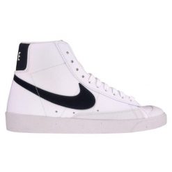 Buty do chodzenia damskie Nike 101 Blazer Mid 77 Next Nature. Białe obuwie sportowe damskie Nike, bez wzorów, z gumy, trekkingowe. Za 344.00 zł.