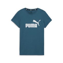 Koszulka damska Puma ESS Logo Tee. Zielone koszulki sportowe damskie Puma, s, bez wzorów, bez kołnierzyka, bez ramiączek, na jogę i pilates. W wyprzedaży za 92.90 zł.