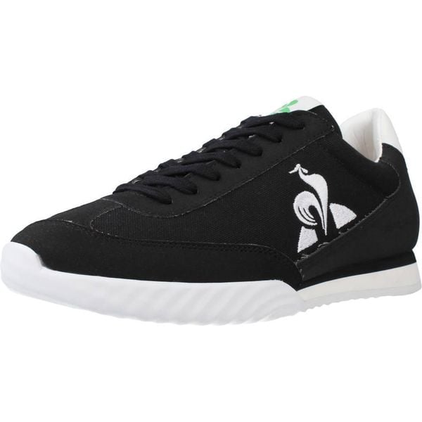 Buty LE COQ SPORTIF NEREE Czarny. Białe obuwie sportowe damskie le coq sportif, bez wzorów, z bawełny, do biegania. W wyprzedaży za 493.50 zł.