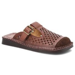 Klapki damskie Artiker, cholewka ze skóry naturalnej licowej perforowana cholewka wsuwany fason na płaskiej podeszwie, brązowe, 58C1012. Brązowe klapki damskie Artiker, bez wzorów, ze skóry, bez obcasa, na płaskiej podeszwie, bez zapięcia. Za 299.00 zł.