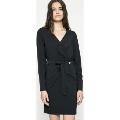 Morgan - Sukienka. Niebieskie sukienki damskie Morgan, bez wzorów, z materiału, casualowe, bez kołnierzyka, bez ramiączek. W wyprzedaży za 129.90 zł.