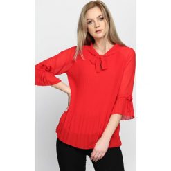Czerwona Bluzka Pardee. Czerwone bluzki damskie Born2be. Za 39.99 zł.