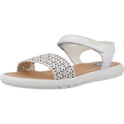 Sandały PABLOSKY 442400P Biały. Białe sandały damskie Pablosky, bez wzorów, z materiału, bez obcasa, bez zapięcia. Za 234.99 zł.