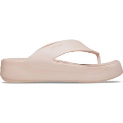 Japonki plażowe damskie Getaway Platform Flip. Brązowe skarpety damskie Crocs, bez wzorów. Za 241.64 zł.