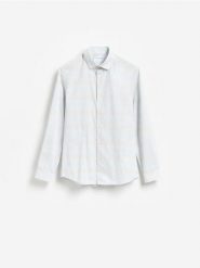 Koszula regular fit z domieszką lnu - jasnoniebieski. Niebieskie koszule męskie Reserved, l, bez wzorów, z bawełny, bez kołnierzyka, bez ramiączek. Za 139.99 zł.