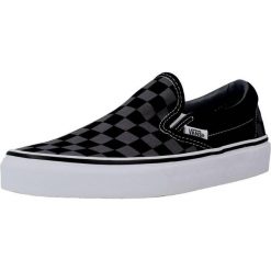 Buty VANS UA CLASSIC SLIP-ON Czarny. Czarne buty sportowe męskie Vans, z tkaniny, bez zapięcia. Za 364.99 zł.