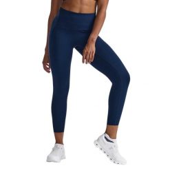 Damskie legginsy kompresyjne 7/8 z wysokim stanem 2XU Form Stash. Białe legginsy damskie 2XU, bez wzorów. Za 575.50 zł.