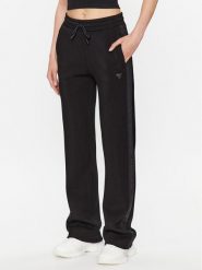 Guess Spodnie dresowe V3RB21 K7UW2 Czarny Regular Fit. Czarne spodnie dresowe damskie Guess, xl, z aplikacjami, z dresówki. Za 279.99 zł.