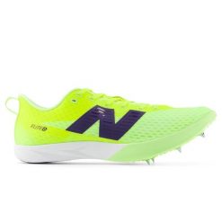 Kolce lekkoatletyczne New Balance FuelCell Flite-D UFCMDG1 – zielone. Zielone buty sportowe męskie New Balance, z gumy, bez zapięcia, do biegania. Za 449.99 zł.
