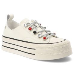 Sneakersy damskie GOE, cholewka ze skóry licowej z zaokrąglonym noskiem na solidnej podeszwie, białe, TT2N4072. Białe półbuty damskie GOE, bez wzorów, ze skóry, eleganckie, bez obcasa, na platformie, bez zapięcia. Za 409.00 zł.