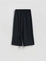 Spodnie z modalem - czarny. Czarne spodnie materiałowe damskie Reserved, l, bez wzorów, z tkaniny. Za 119.99 zł.