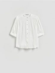 Koszula z krótkim rękawem - biały. Białe koszule damskie Reserved, l, bez wzorów, z tkaniny, bez kołnierzyka, bez ramiączek. Za 99.99 zł.