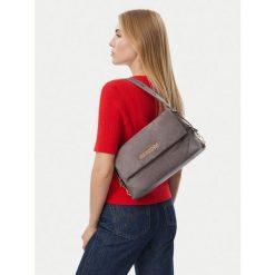 Torebka LOVE MOSCHINO. Szare torebki do ręki damskie Love Moschino, bez wzorów, klasyczne, bez dodatków. Za 919.99 zł.