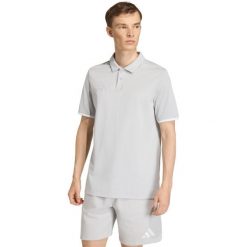 Koszulka męska adidas Entrada 26 Polo. Szare koszulki polo męskie Adidas, m, bez wzorów, z poliesteru, sportowe, bez ramiączek. Za 78.99 zł.