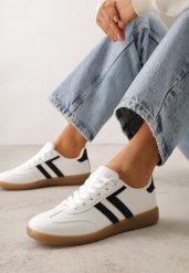 Białe Sneakersy Typu Klasyczne Tenisówki Kilice. Białe trampki i tenisówki damskie Renee, bez wzorów, z koronki, eleganckie, bez zapięcia. Za 89.99 zł.