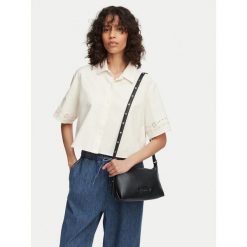 Torebka KARL LAGERFELD. Czarne torebki do ręki damskie KARL LAGERFELD, bez wzorów, klasyczne, bez dodatków. Za 1,199.00 zł.