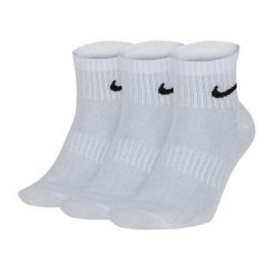 Męskie Lekkie Skarpetki Na Co Dzień (zestaw 3 Sztuk). Białe skarpety męskie Nike, bez wzorów. Za 107.99 zł.