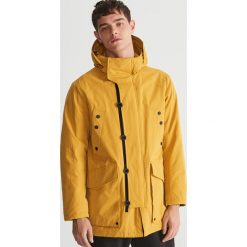 Kurtka parka z kapturem - Żółty. Kurtki męskie marki Reserved. Za 159.99 zł.
