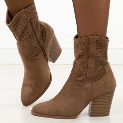 Coffee jesienne botki damskie, kowbojki S.Barski 52-514. Botki damskie S.BARSKI, na jesień, z jeansu, eleganckie, bez obcasa, na obcasie, bez zapięcia. Za 229.00 zł.
