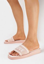 Różowe Klapki z Kwadratowym Noskiem i Paskiem z Napisem Jeliana. Czerwone klapki damskie Born2be, bez wzorów, eleganckie, bez obcasa, na płaskiej podeszwie. Za 74.99 zł.
