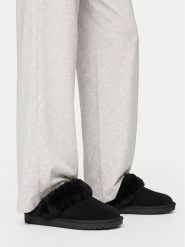 Badura Kapcie EO-MADISON-TS6333-01 Czarny. Czarne kapcie damskie Badura, bez wzorów, ze skóry. Za 159.99 zł.