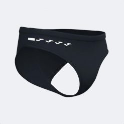Kąpielówki Joma Shark III. Czarne kąpielówki męskie Joma, l, bez wzorów, z elastanu, długie, do pływania. Za 241.00 zł.