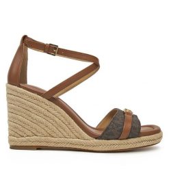 Espadryle Michael Kors. Brązowe sandały damskie Michael Kors, bez wzorów, bez obcasa, bez zapięcia. Za 799.99 zł.