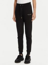 Armani Exchange Spodnie dresowe 8NYPBA YJE5Z 52AK Czarny Regular Fit. Czarne spodnie dresowe damskie Armani Exchange, m, bez wzorów, z dresówki. Za 239.99 zł.