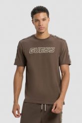GUESS Brązowy męski t-shirt Arlo. Brązowe t-shirty męskie Guess, l, z aplikacjami, bez kołnierzyka. W wyprzedaży za 161.99 zł.
