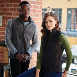 Męska Kurtka Bezrękawnikowa Flux Softshell (wodoodporna I Wiatroodporna). Czarne kurtki męskie Regatta, m, z aplikacjami, z elastanu, bez kaptura. Za 161.99 zł.