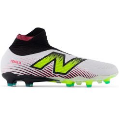 Korki męskie New Balance TEKELA PRO FG V4+ ST1FH45 – białe. Białe buty sportowe męskie New Balance, z gumy, bez zapięcia, do piłki nożnej. Za 499.99 zł.