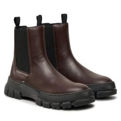 Sztyblety Weekend Max Mara. Brązowe botki damskie Weekend Max Mara, bez obcasa, na płaskiej podeszwie, bez zapięcia. Za 1,239.00 zł.