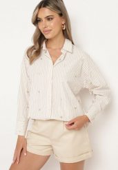 Jasnobeżowa Bawełniana Koszula w Paski z Haftowanymi Sercami Larnieka. Brązowe bluzki damskie Born2be, l, bez wzorów, z bawełny, bez kołnierzyka, bez ramiączek. Za 79.99 zł.