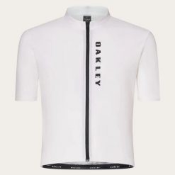 Koszulka rowerowa męska Oakley ICON CLASSIC 2.0 FOA406783-100. Białe koszulki sportowe męskie Oakley, l, bez wzorów, z elastanu, bez kołnierzyka, bez ramiączek, rowerowe. Za 347.83 zł.