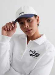 Damska czapka z daszkiem bawełniana regulowana Small Logo złamana biel. Białe czapki i kapelusze damskie Aim'n, bez wzorów, z bawełny, sportowe. Za 51.00 zł.