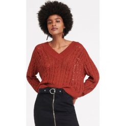 Sweter z warkoczowym splotem - Brązowy. Brązowe swetry damskie Reserved, l, bez wzorów, ze splotem, bez kołnierzyka, bez ramiączek, bez kaptura. Za 89.99 zł.