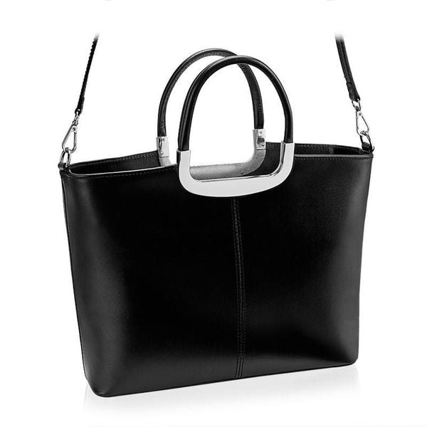 Klasyczna torebka skórzana BETLEWSKI BVP-124 CZARNY. Czarne torebki do ręki damskie Betlewski, bez wzorów, ze skóry, klasyczne, duże, bez dodatków. Za 389.00 zł.