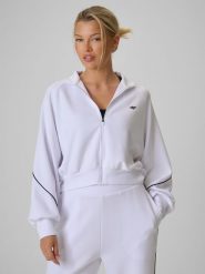 4F Bluza kibica regular bez kaptura damska - biała S. Białe bluzy damskie 4f, s, bez wzorów, z dresówki, sportowe, bez kołnierzyka, bez ramiączek, bez kaptura. Za 169.99 zł.
