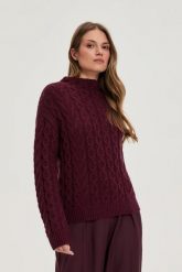 Sweter z ozdobym splotem burgundowy. Czerwone swetry damskie MOODO, l, z aplikacjami, z poliamidu, bez kołnierzyka, bez ramiączek, bez kaptura. Za 149.99 zł.