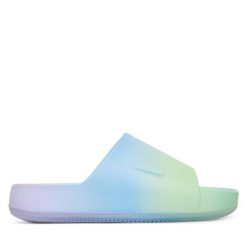 Sneakersy Nike. Niebieskie klapki damskie Nike, bez wzorów, bez obcasa. Za 259.99 zł.