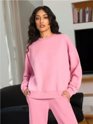 Spodnie dresowe - różowy. Czerwone spodnie dresowe damskie Sinsay, l, bez wzorów, z dresówki. Za 25.99 zł.