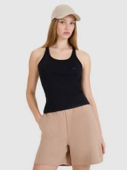 4F Top slim gładki damski - czarny L. Czarne koszulki sportowe damskie 4f, l, bez wzorów, z bawełny, bez kołnierzyka, bez ramiączek. Za 39.99 zł.