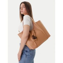 Torebka Hispanitas. Brązowe torebki do ręki damskie Hispanitas, bez wzorów, klasyczne, bez dodatków. Za 479.99 zł.